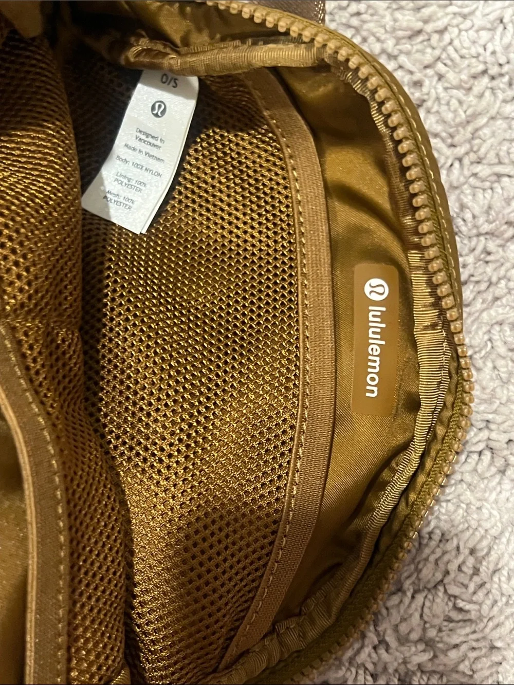 lululemon athletica Men's Olive Waist Pack